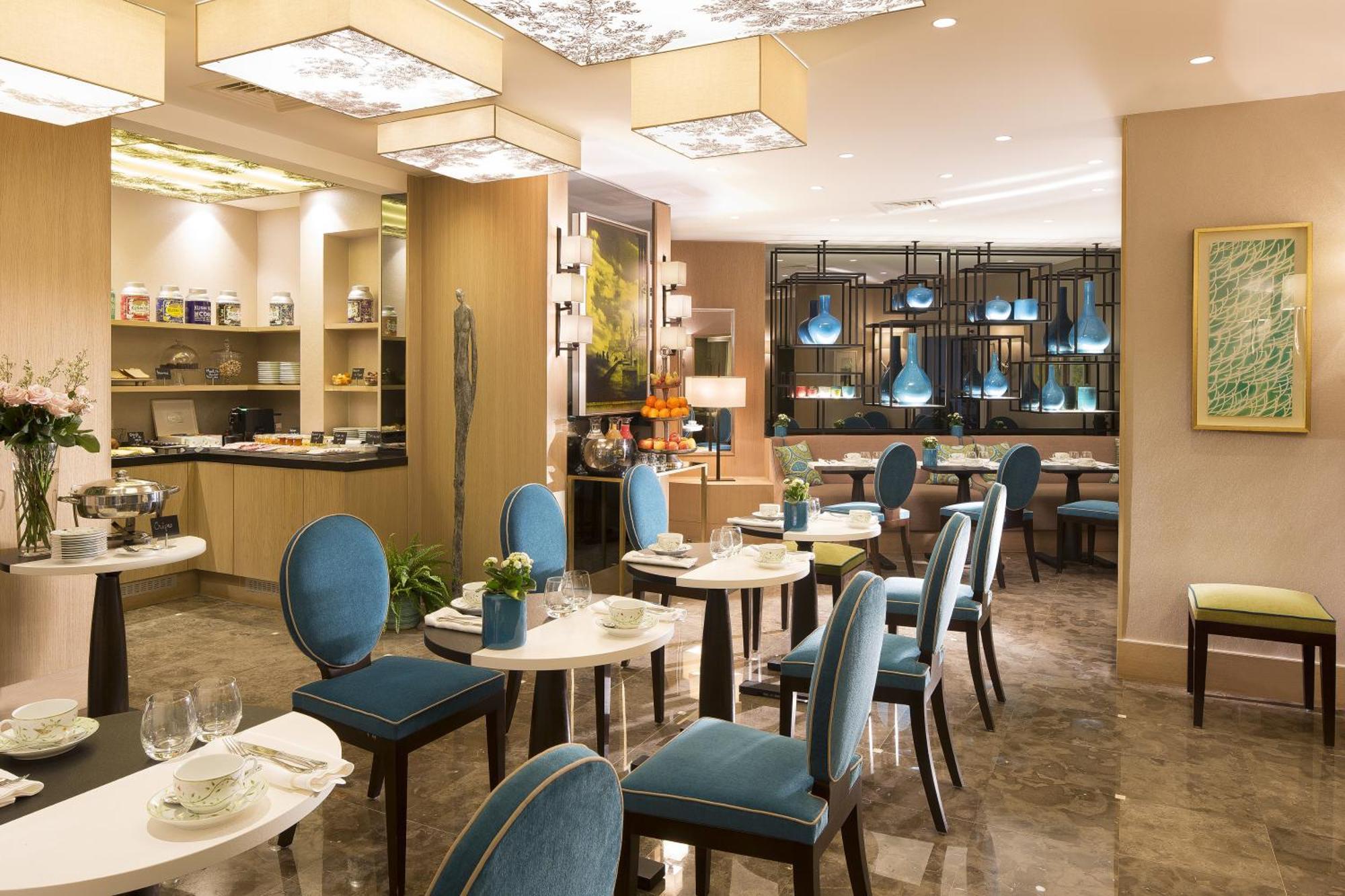 Balmoral Champs Elysees Paris