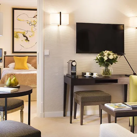 Balmoral Champs Elysees Hotel 4*