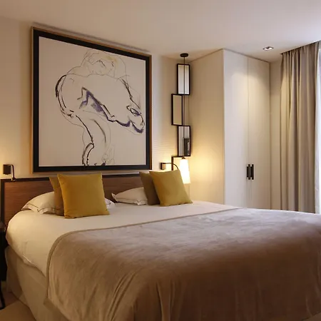 Hotel Balmoral Champs Elysees