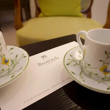 Hotel Balmoral Champs Elysees 4*