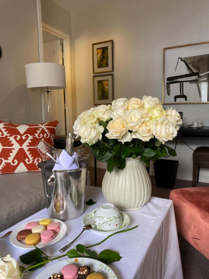 Balmoral Champs Elysées Hotel Parigi