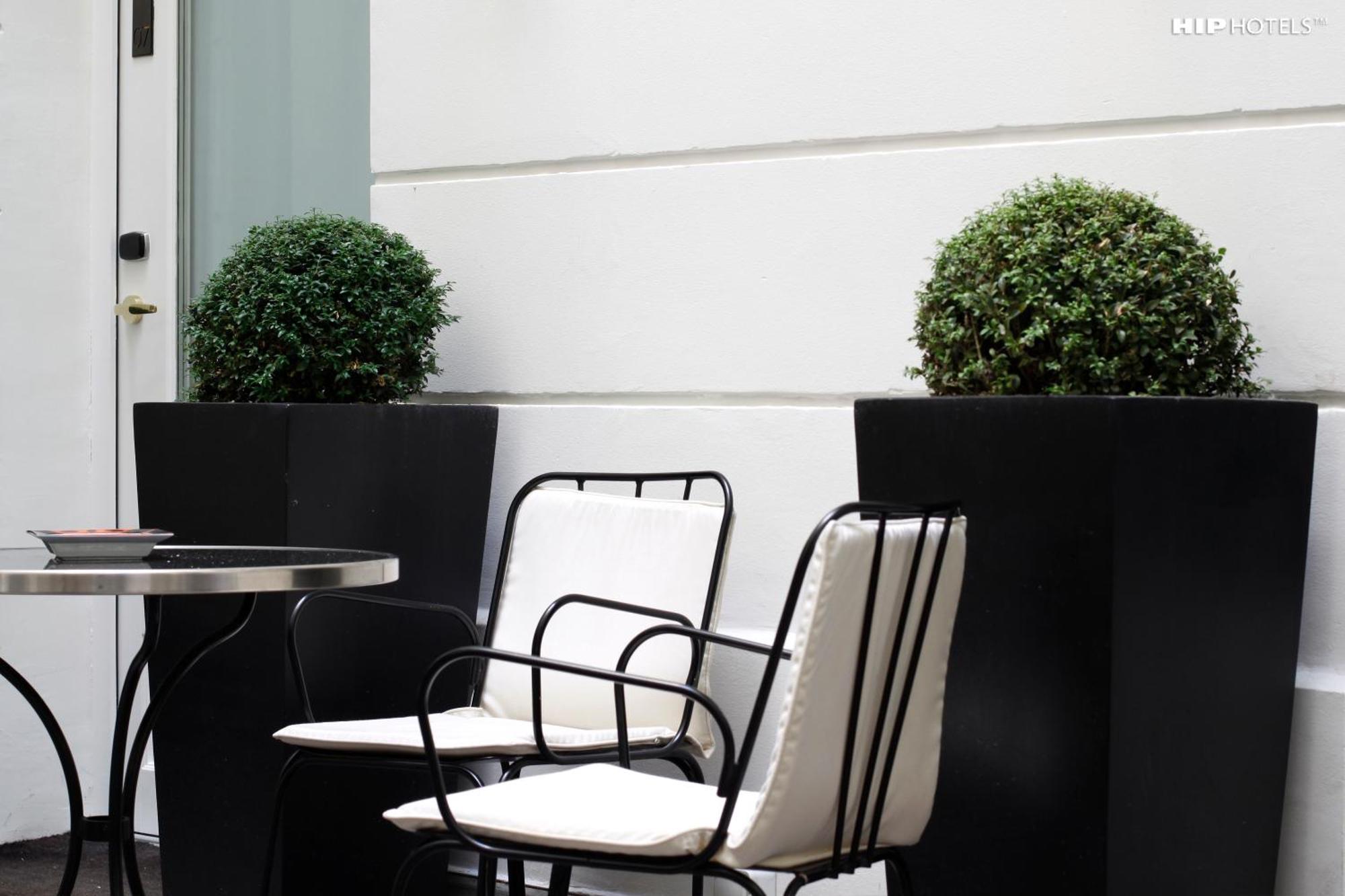 Hotel Balmoral Champs Elysées Parigi