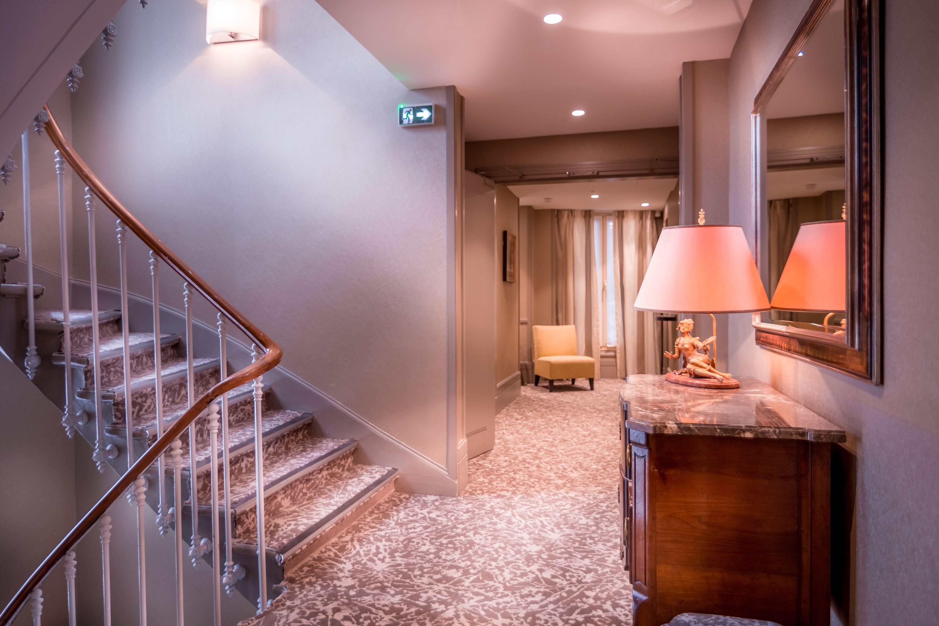 Balmoral Champs Elysees Hotel