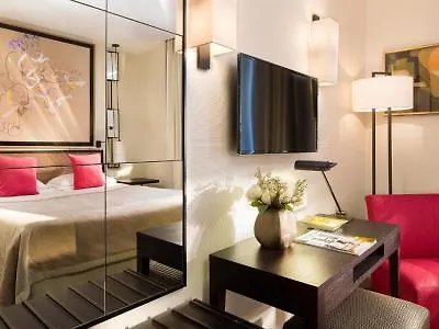 Hotel Balmoral Champs Elysées Parigi